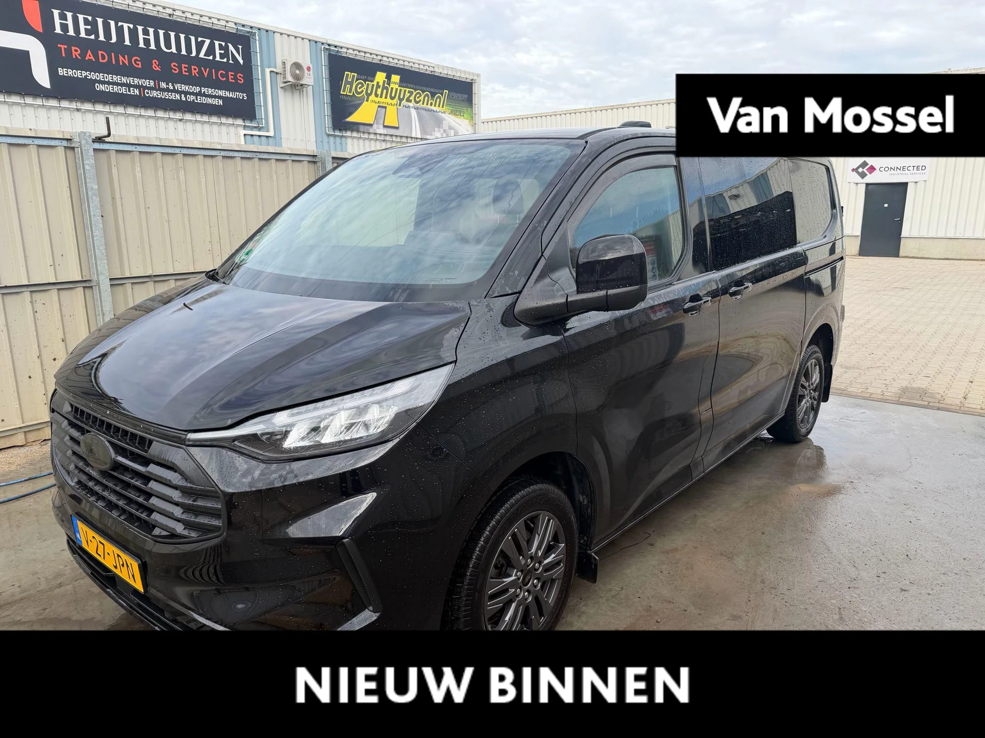 Ford-Transit Custom-image-0