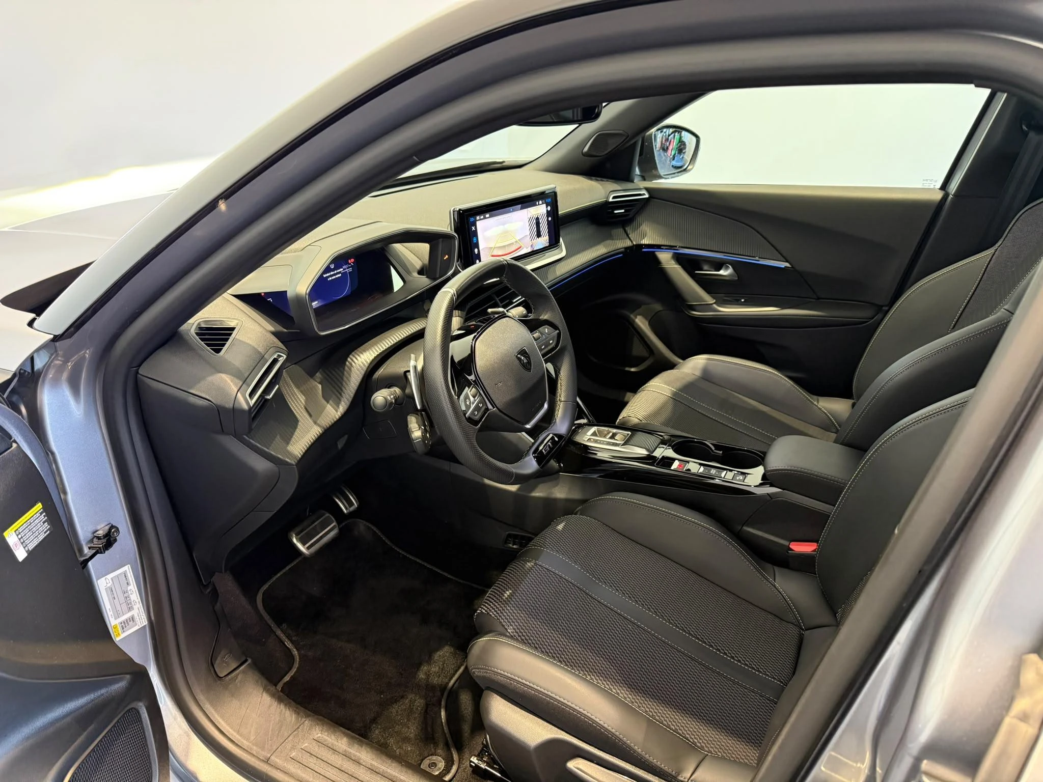 Peugeot-2008-image-13