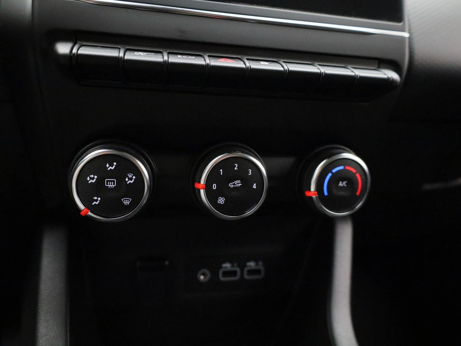 Renault-Clio-image-24