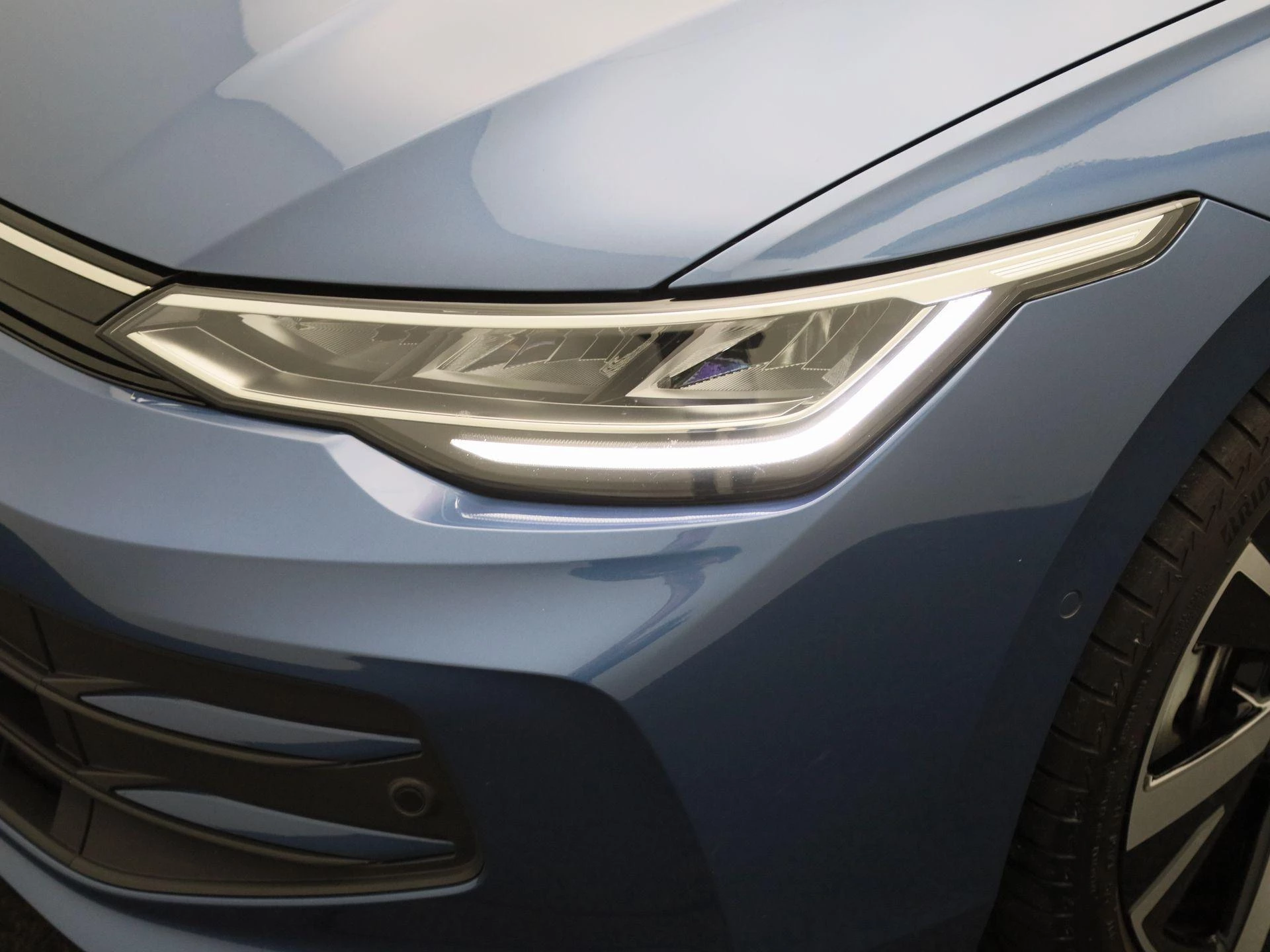 Volkswagen-Golf-image-15