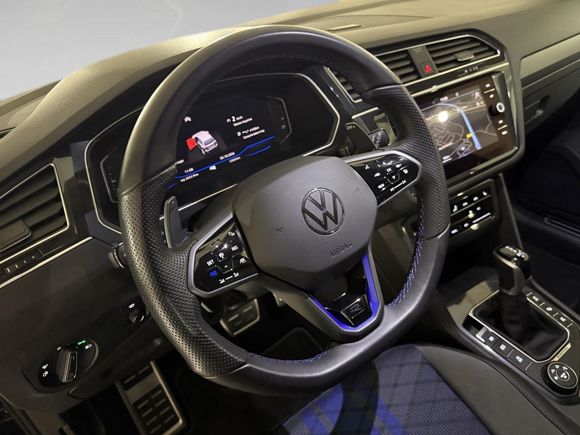 Volkswagen-Tiguan-image-7