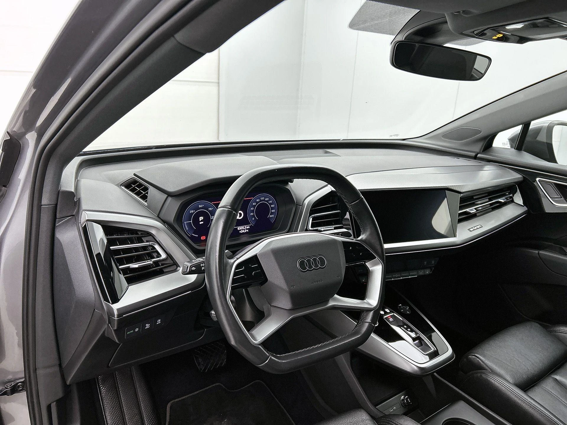 Audi-Q4 Sportback e-tron-image-12