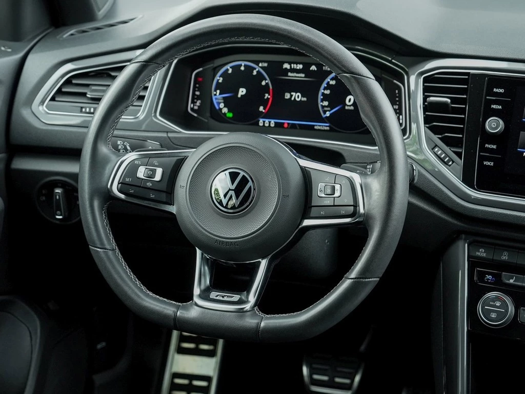 Volkswagen T-Roc 1.5 TSI DSG Sport R-Line *LED*Navi*Kamera*el. Heckklappe*19" Suzuka*ACC*uvm...