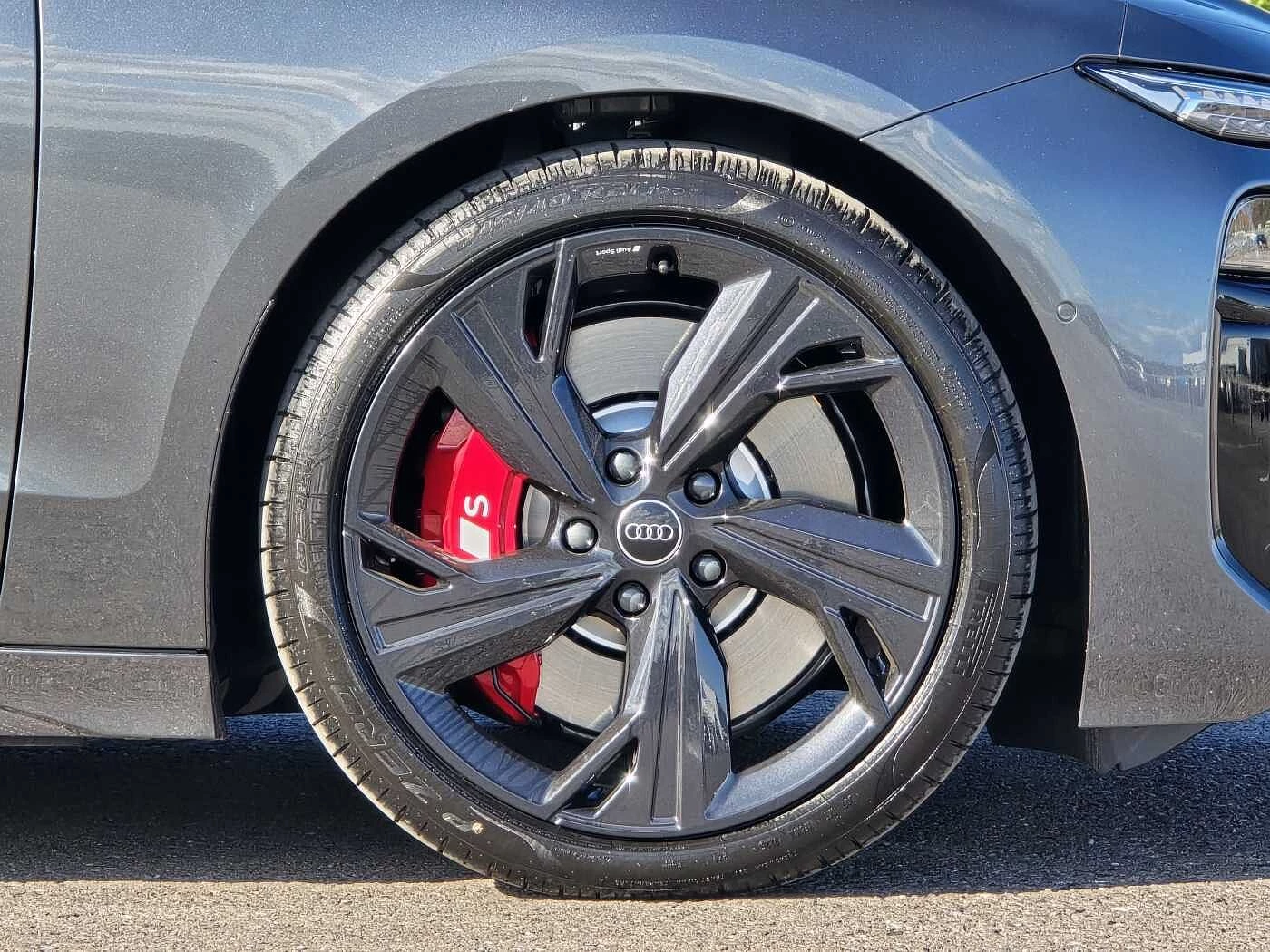 Audi-S6 Avant e-tron-image-4