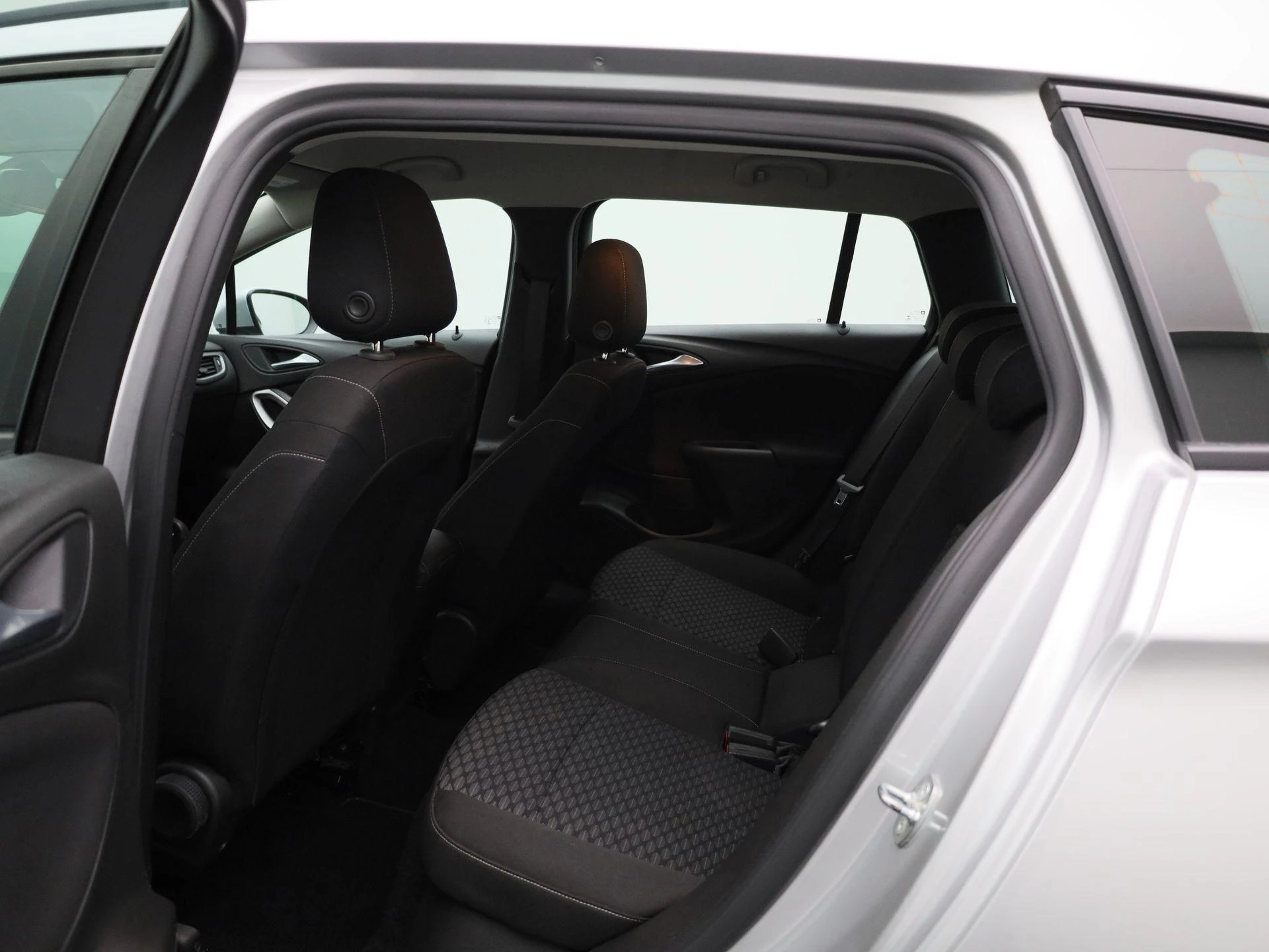 Opel-Astra-image-9