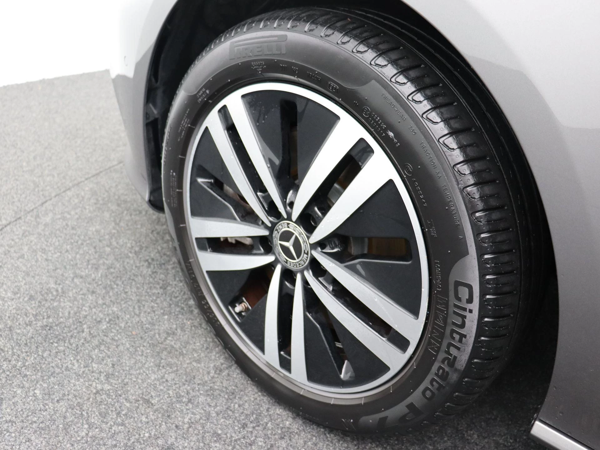 Mercedes-Benz CLA 250 e Shooting Brake + LEDER + LED + CAMERA +