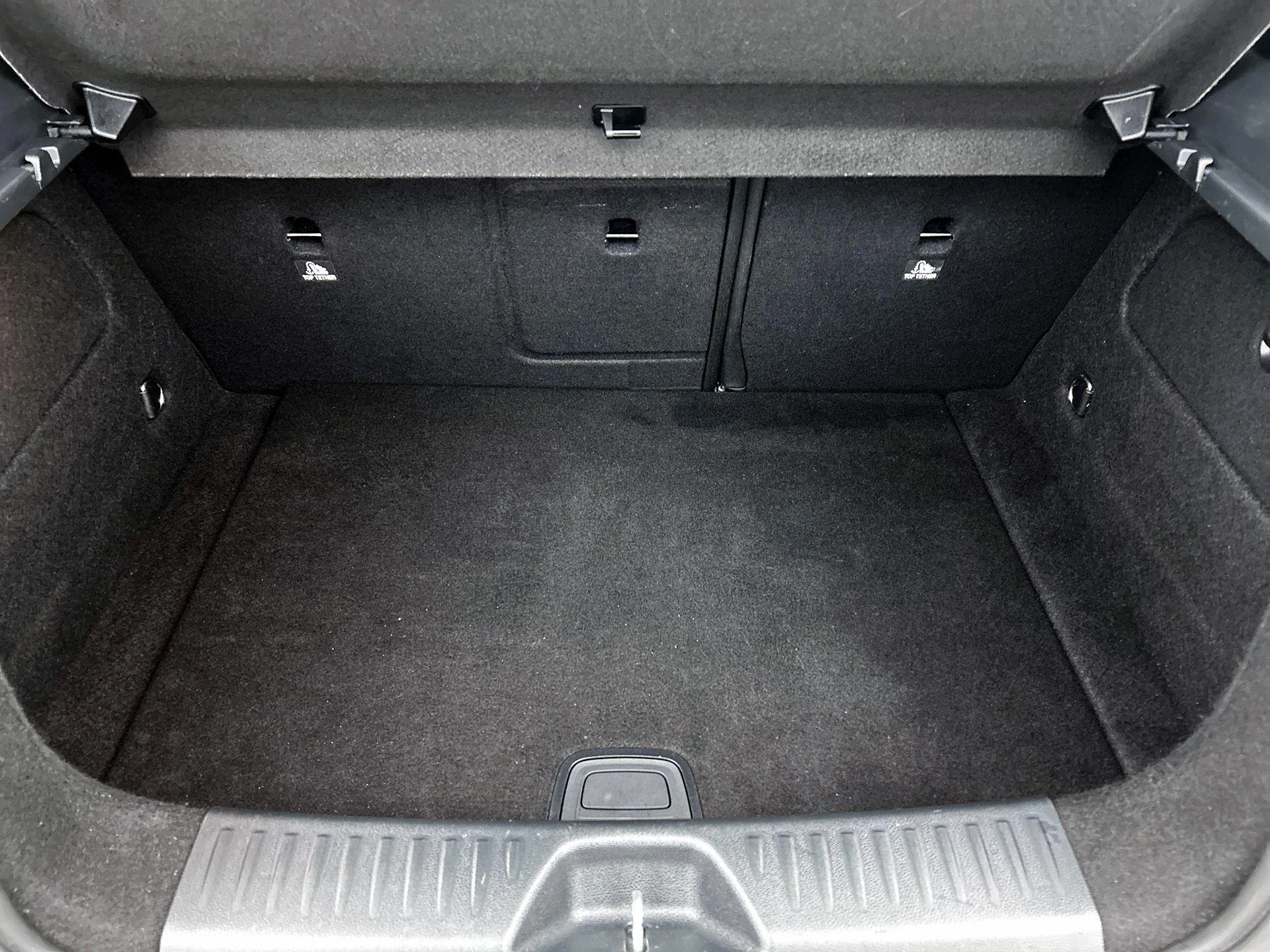 Mercedes-Benz-A-Klasse-image-17