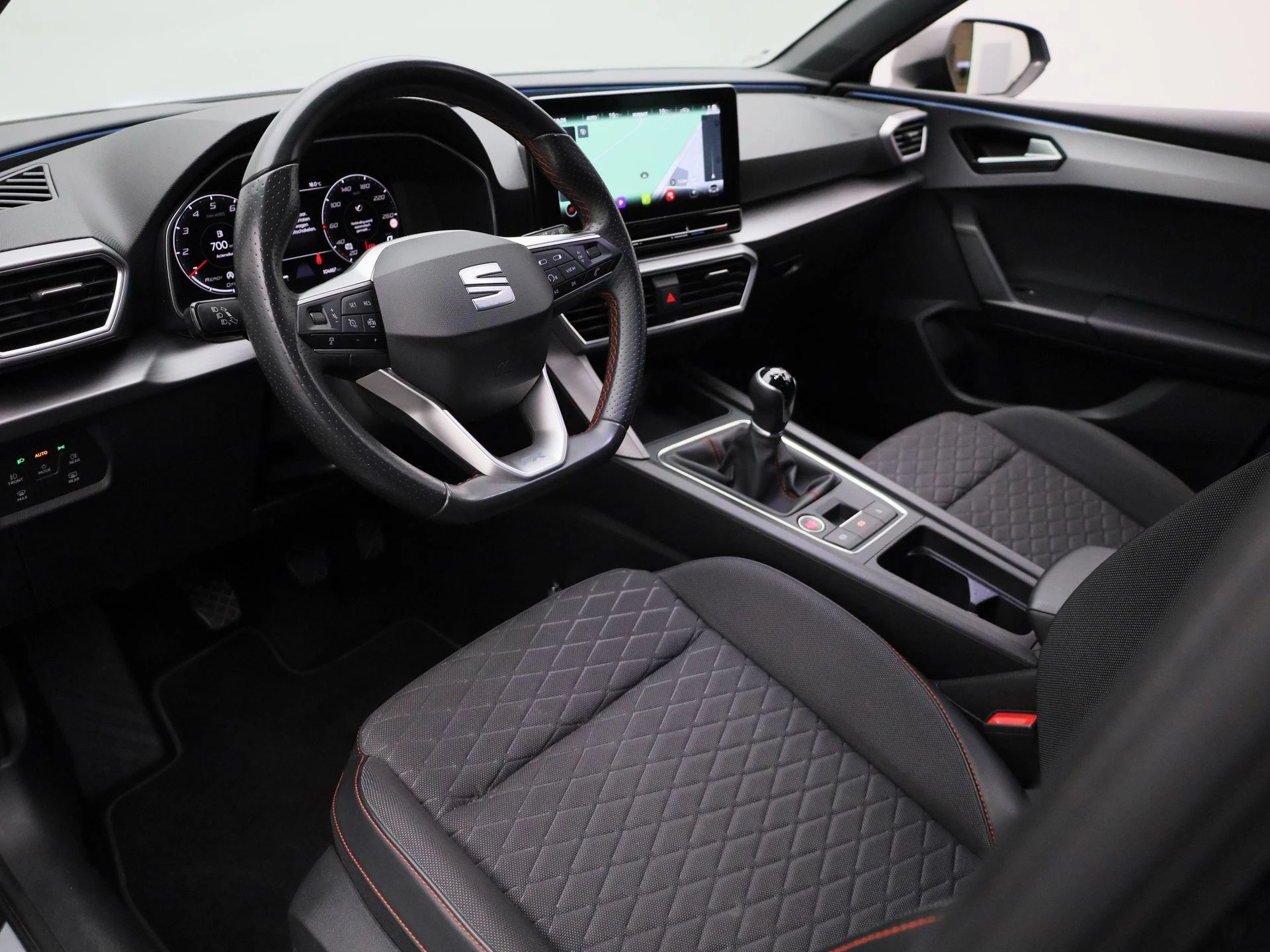 SEAT-Leon-image-15