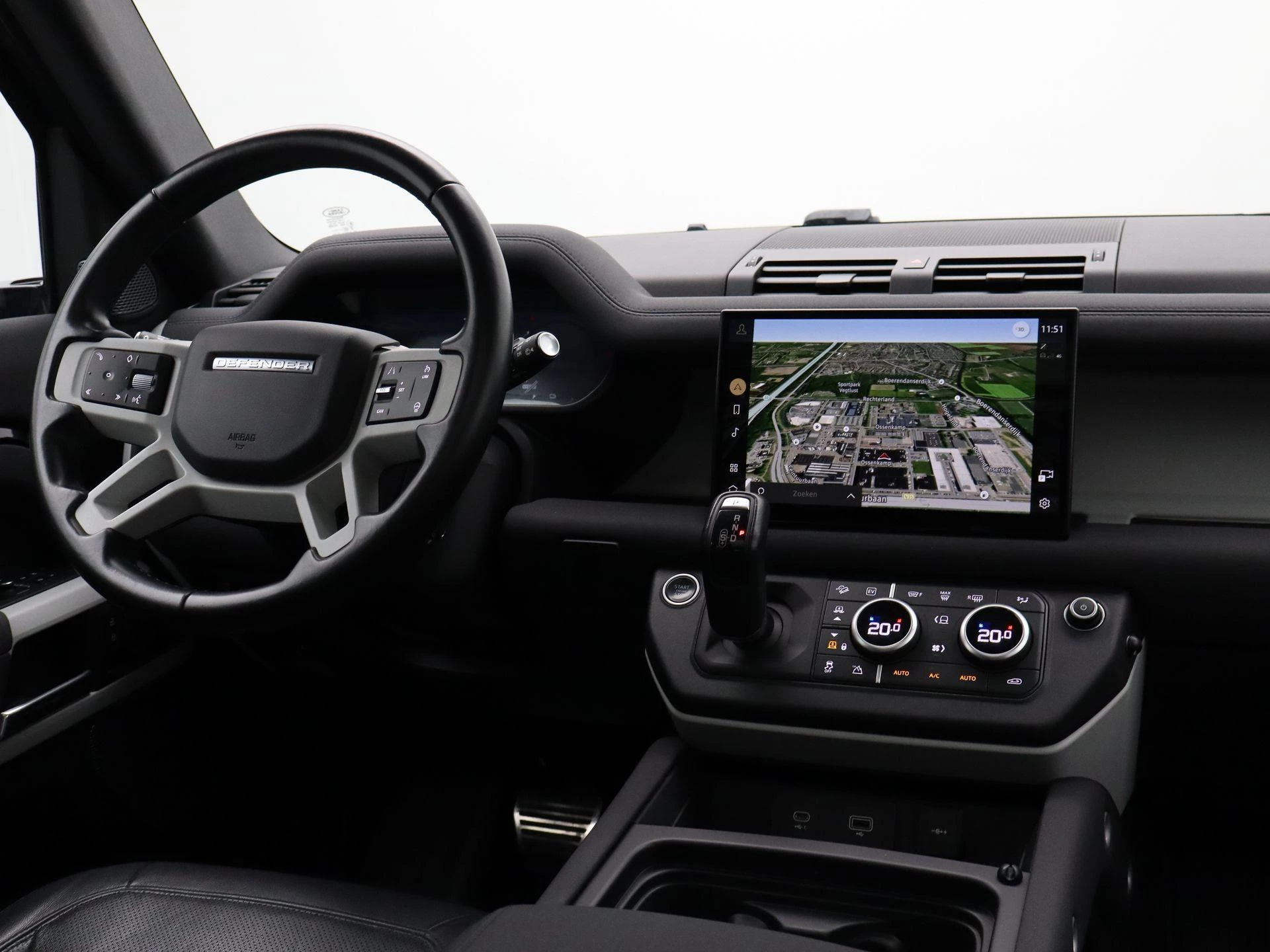 Land Rover-Defender-image-33