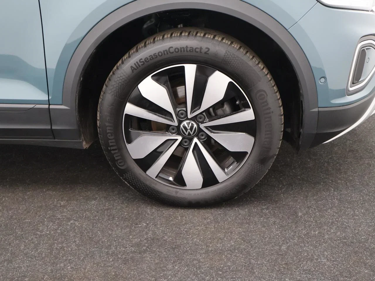 Volkswagen T-Roc T-Roc 1.0 TSI Life 116PK *VIRTUAL COCKPIT*NAVI*PDC*ACC*APP-CONNECT*NAVI*ZETELVERWARMING*...*