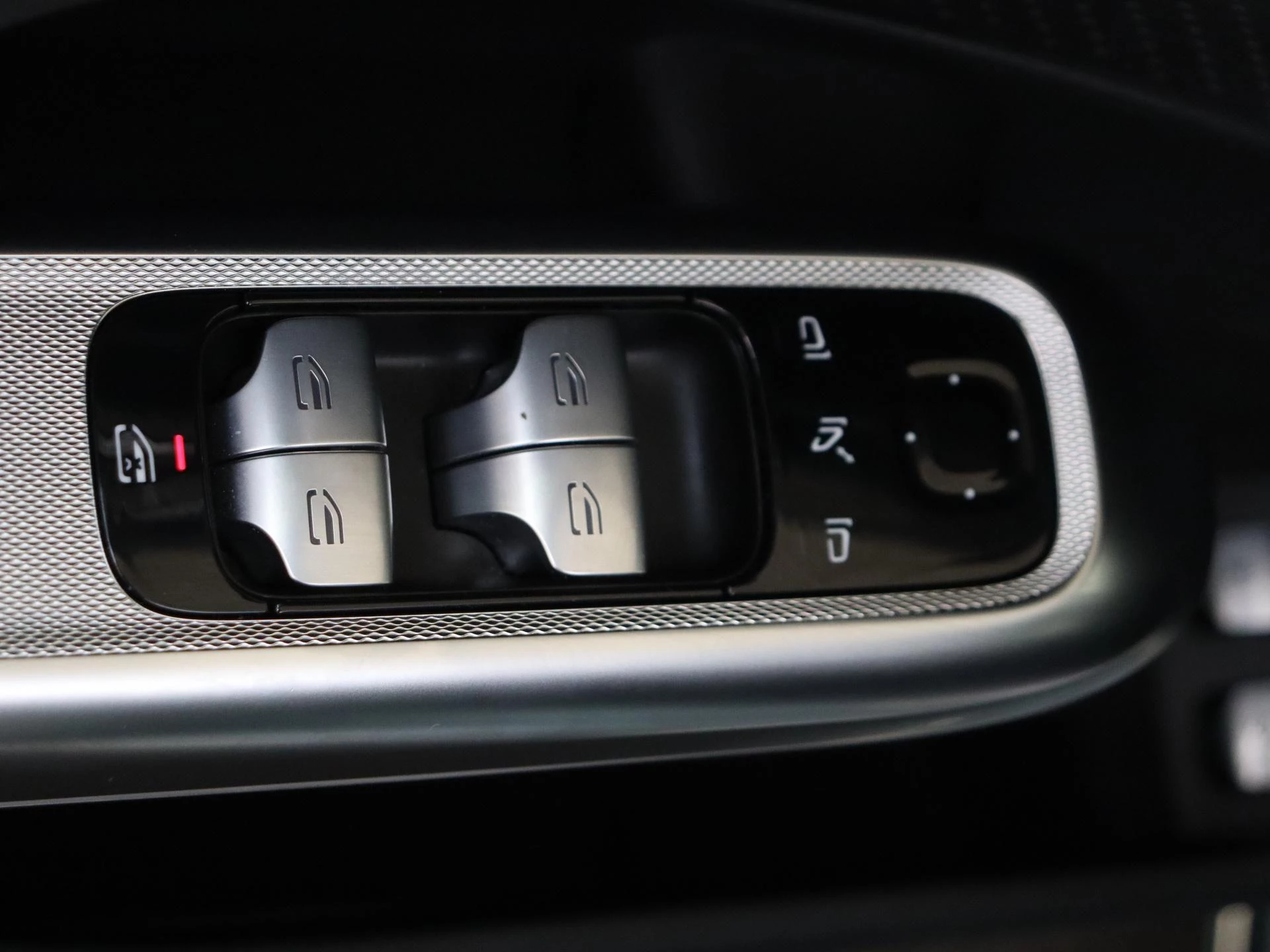 Mercedes-Benz-E-Klasse-image-29