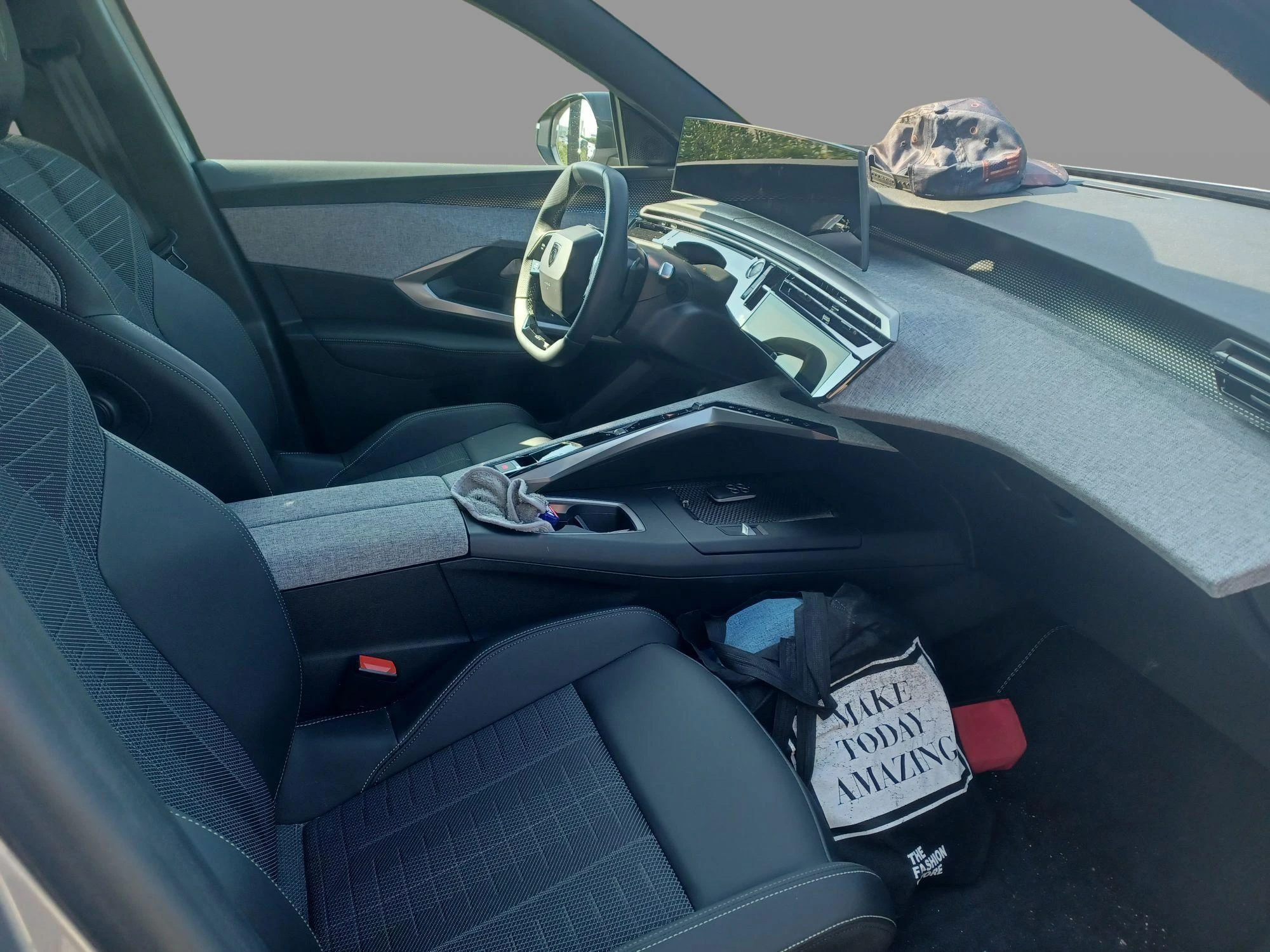 Peugeot-5008-image-9