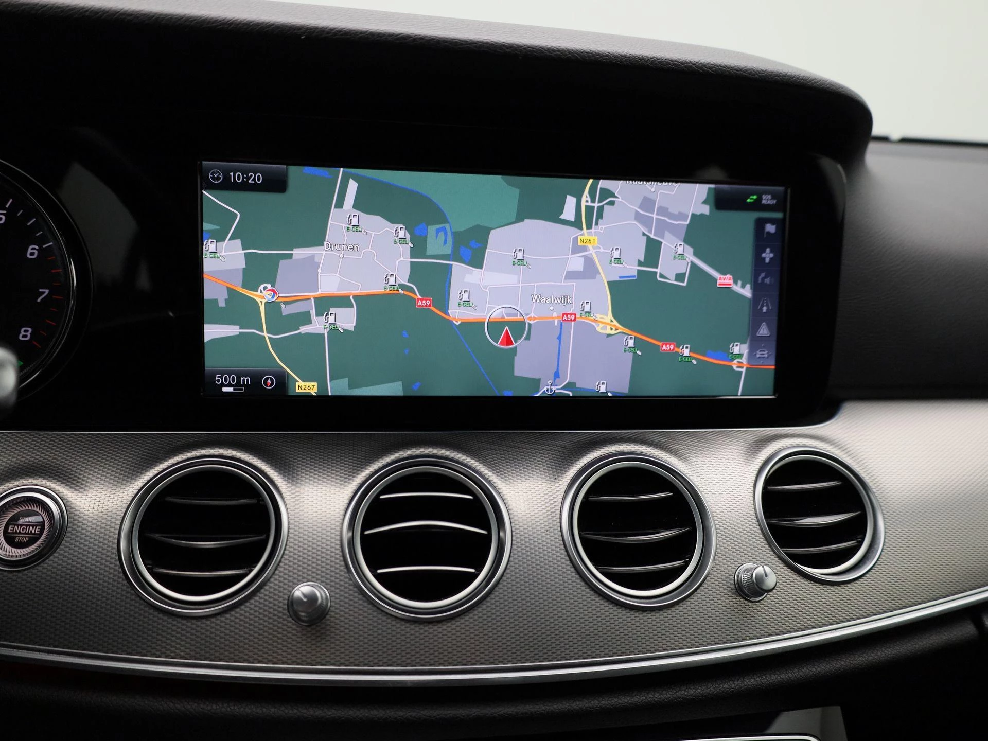 Mercedes-Benz-E-Klasse-image-17