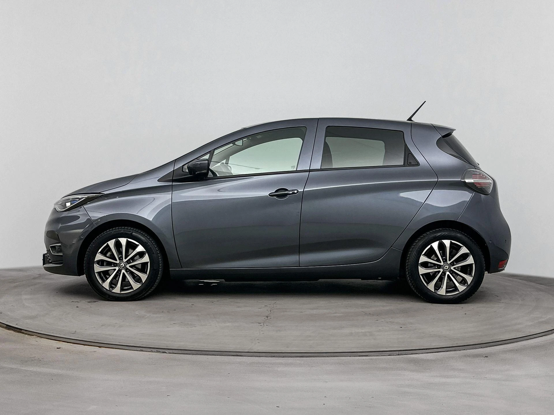 Renault-ZOE-image-1