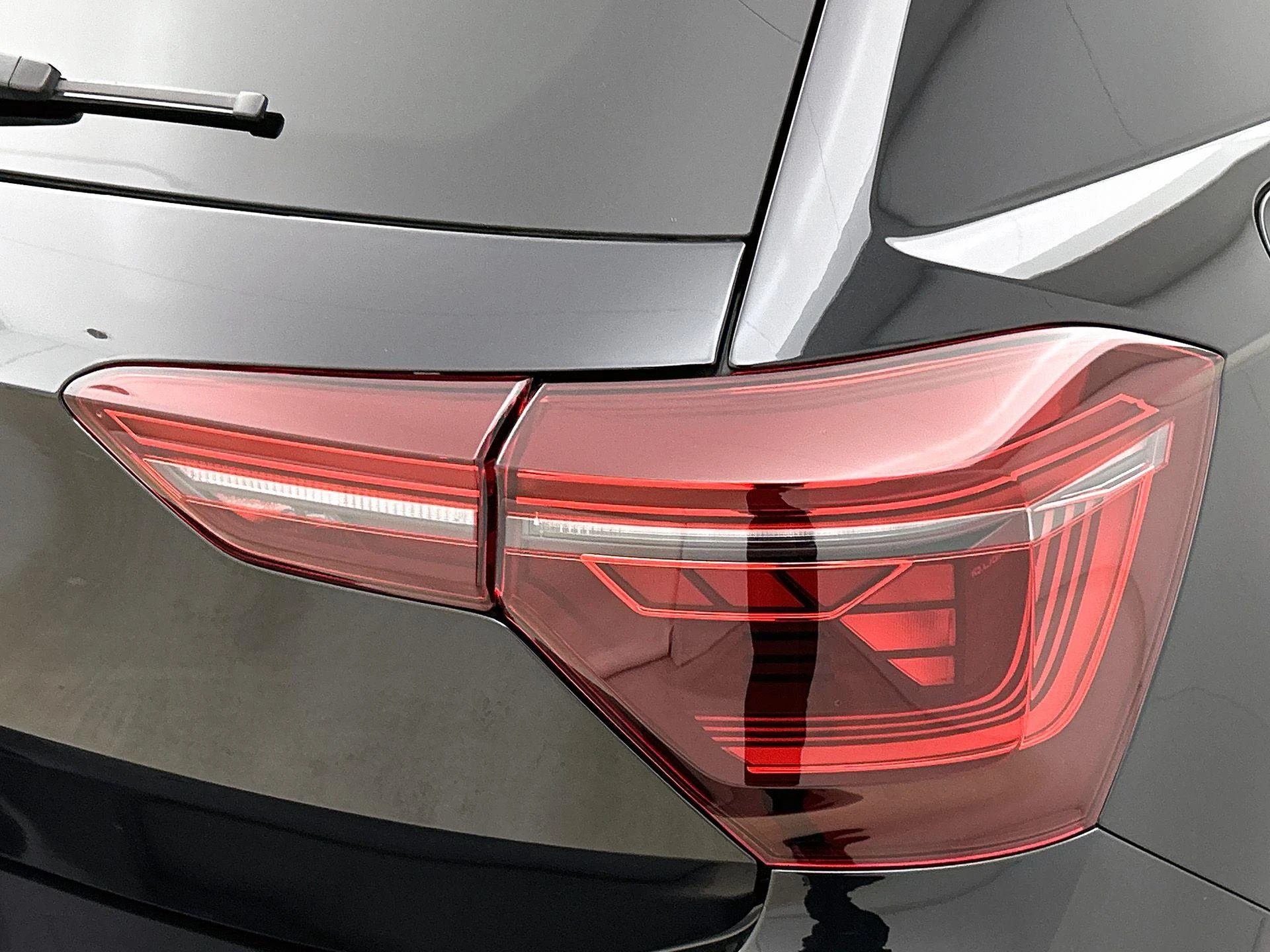 Volkswagen-Polo-image-14