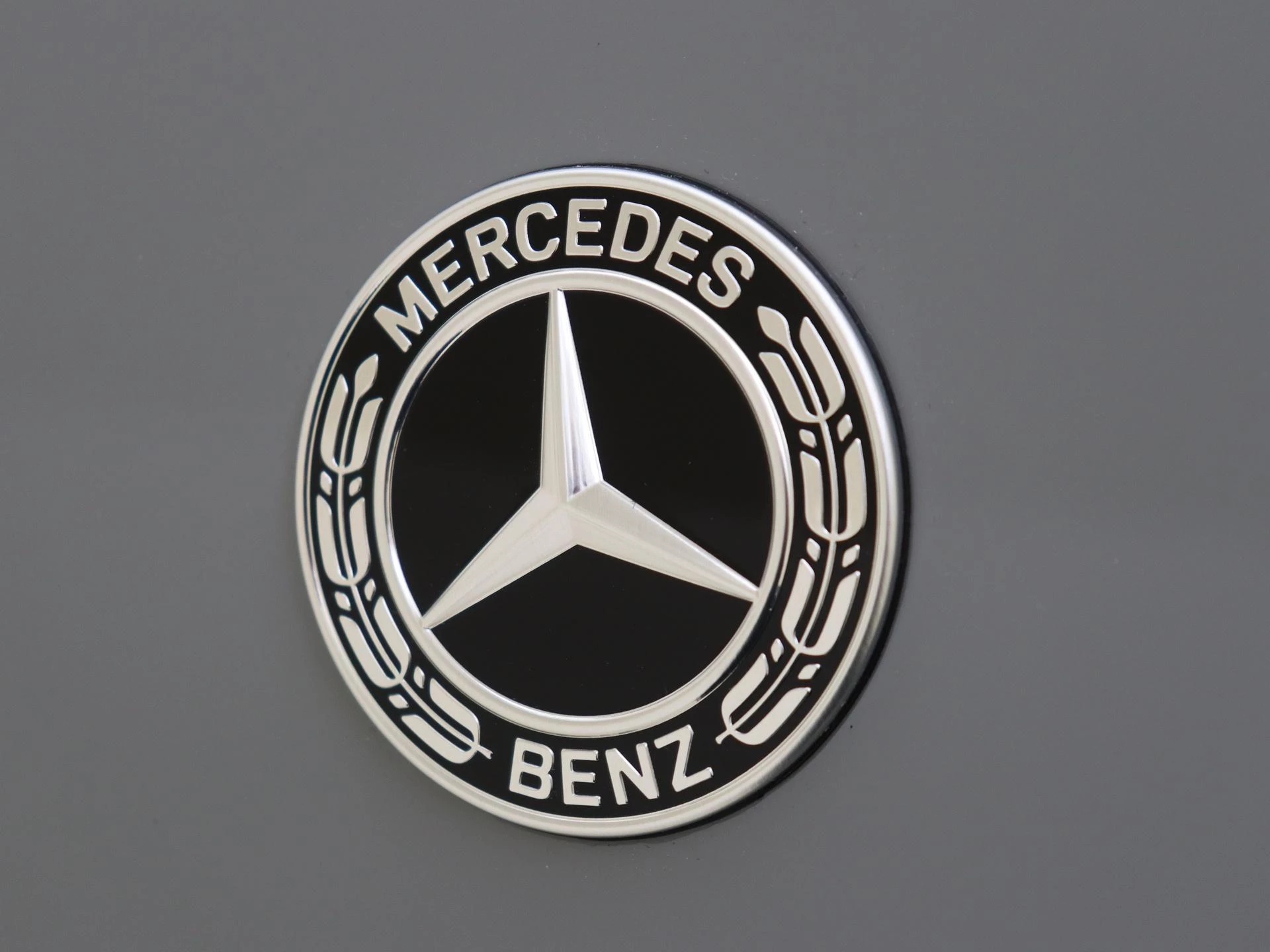 Mercedes-Benz-E-Klasse-image-28