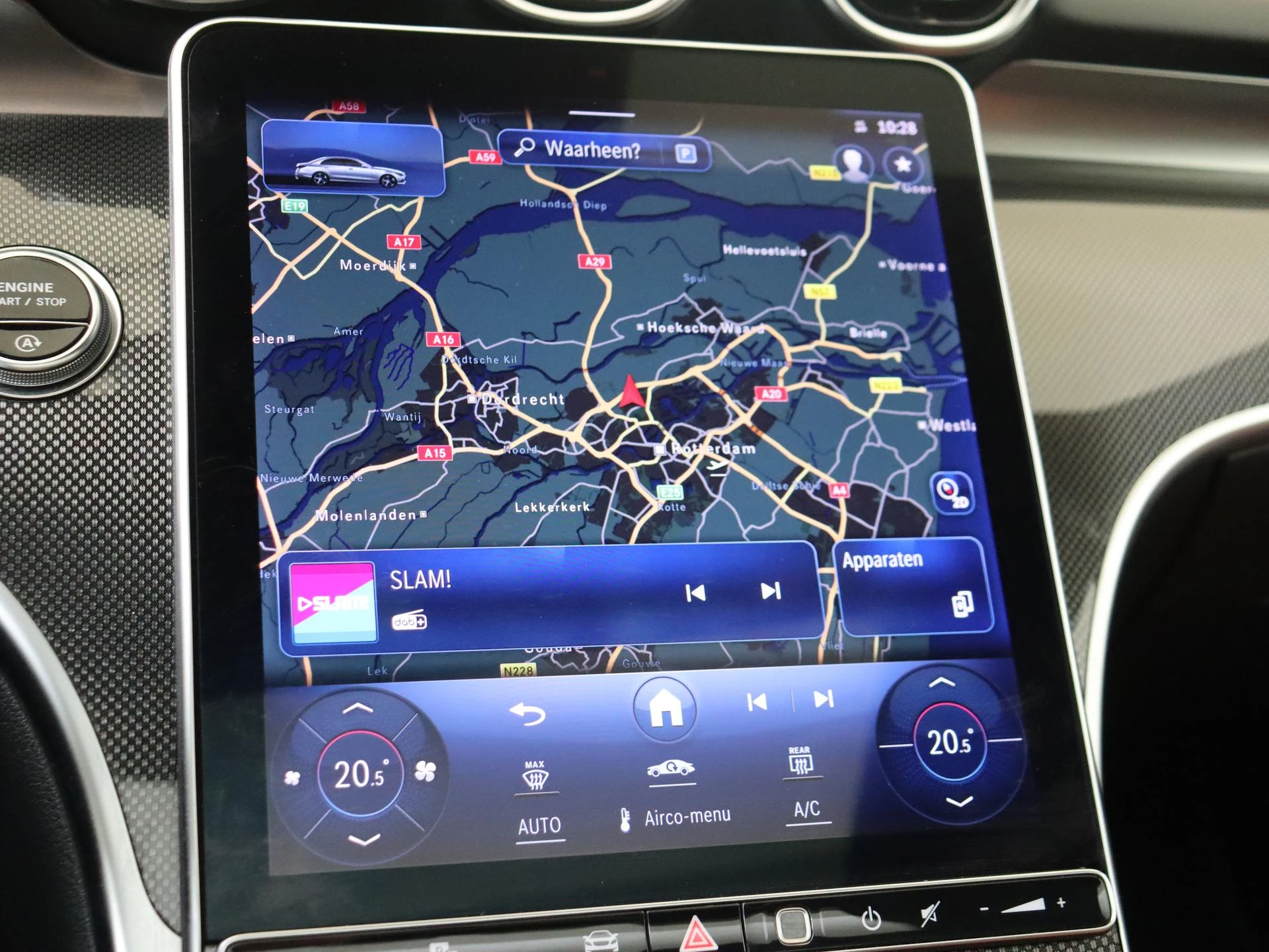 Mercedes-Benz-C-Klasse-image-16