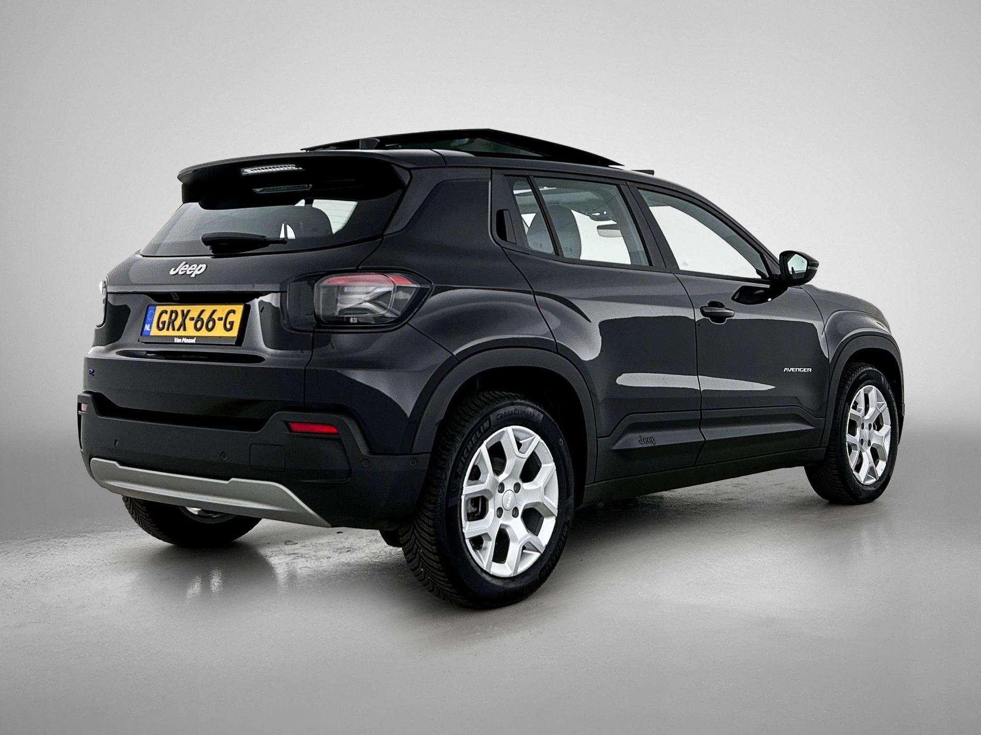 Jeep-Avenger-image-3