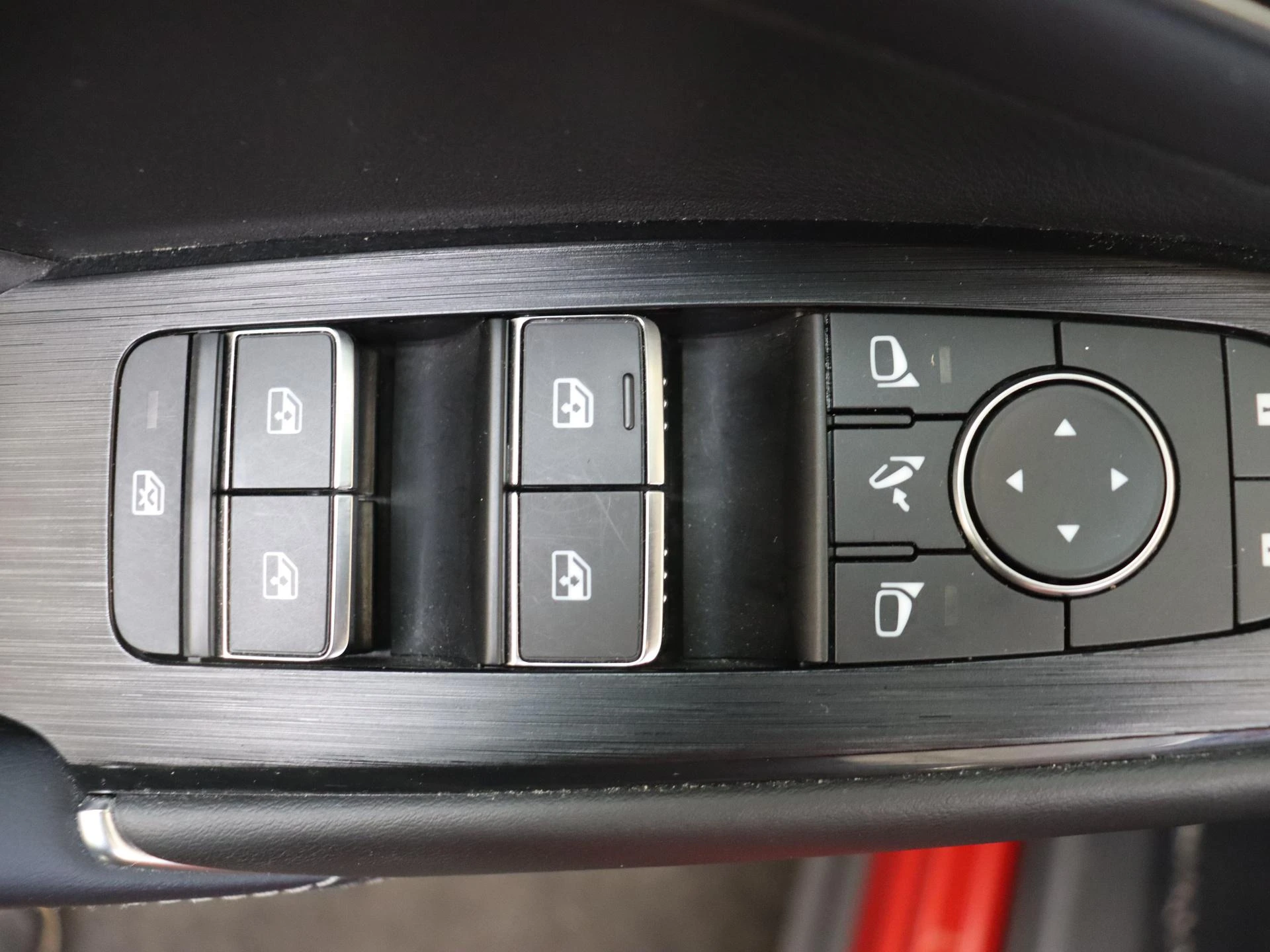 Nissan-QASHQAI-image-28