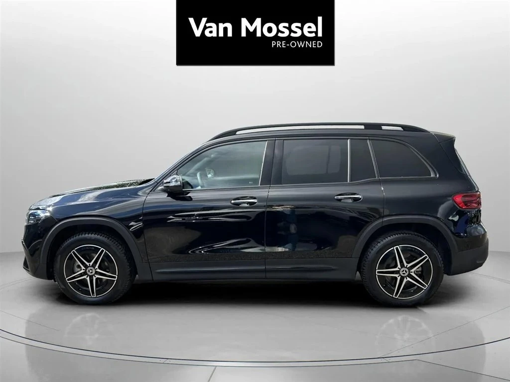 Mercedes-Benz-EQB-image-7