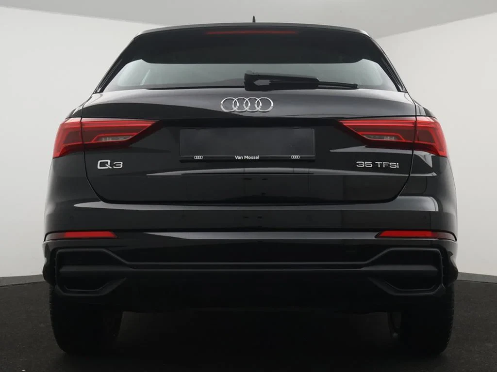 Audi-Q3-image-3