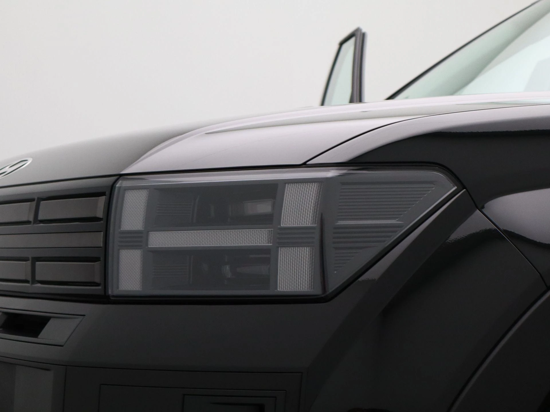 Hyundai-Santa Fe-image-13