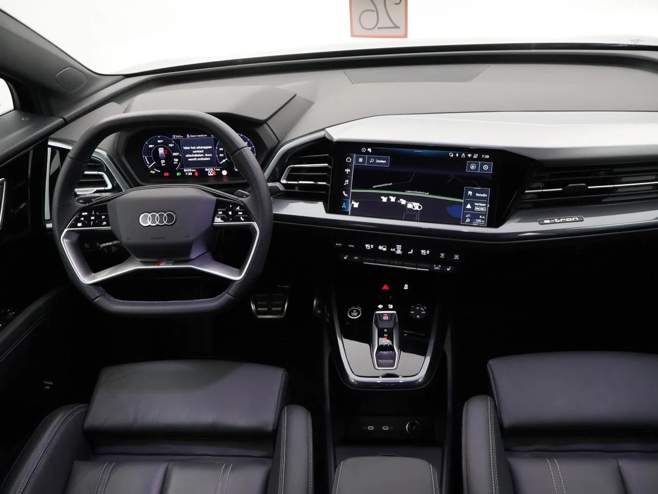 Audi-Q4 e-tron-image-10