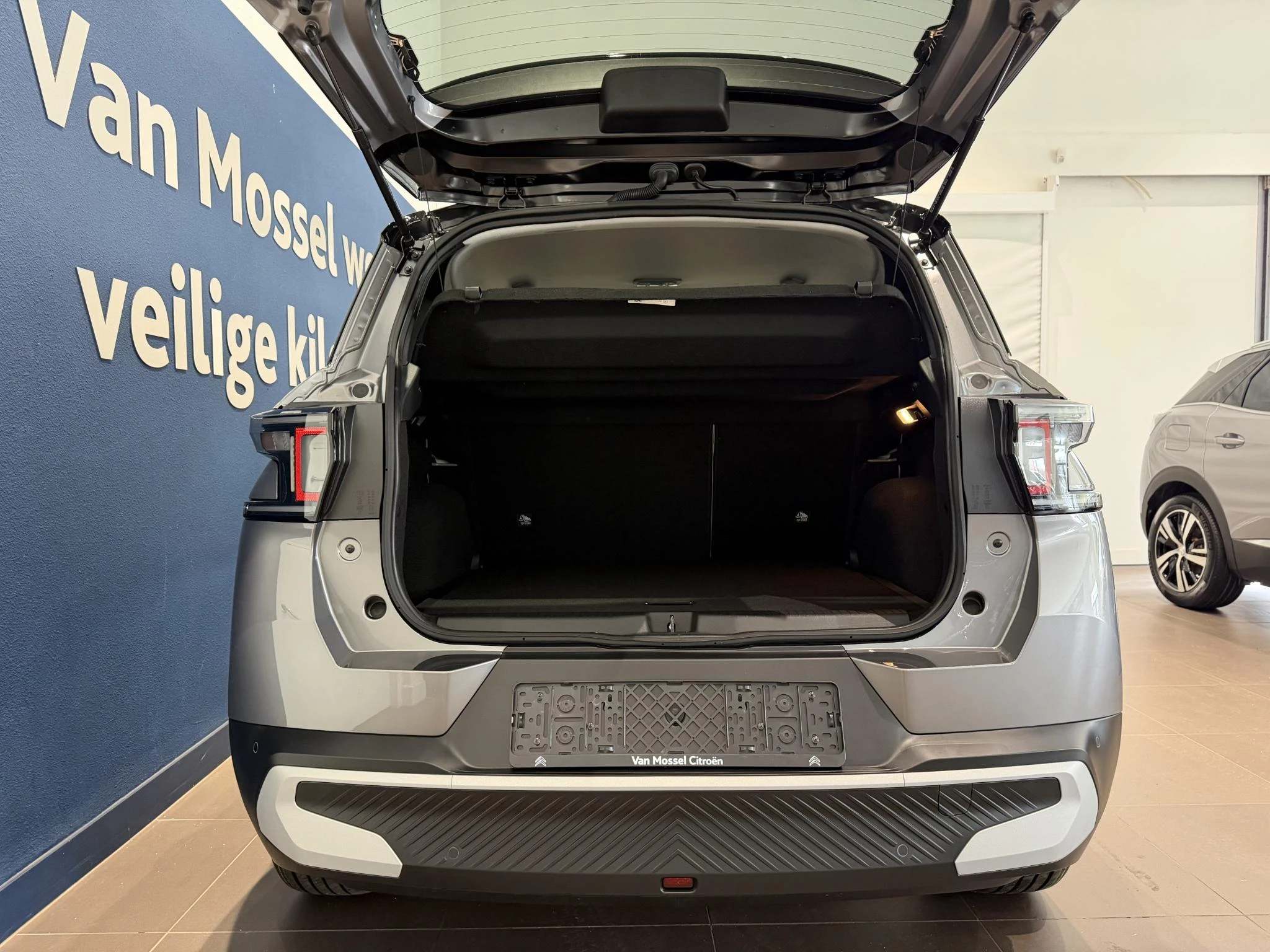 Citroën-ë-C3 Aircross-image-13