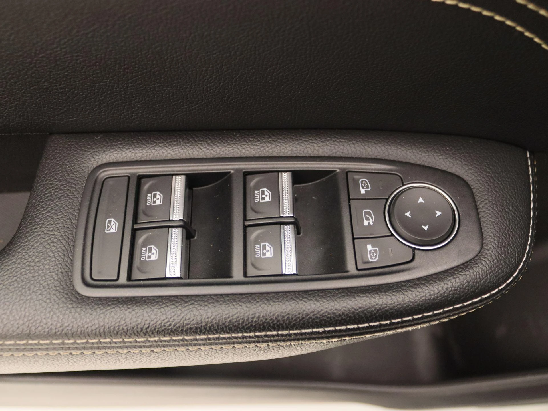 Renault-Arkana-image-21