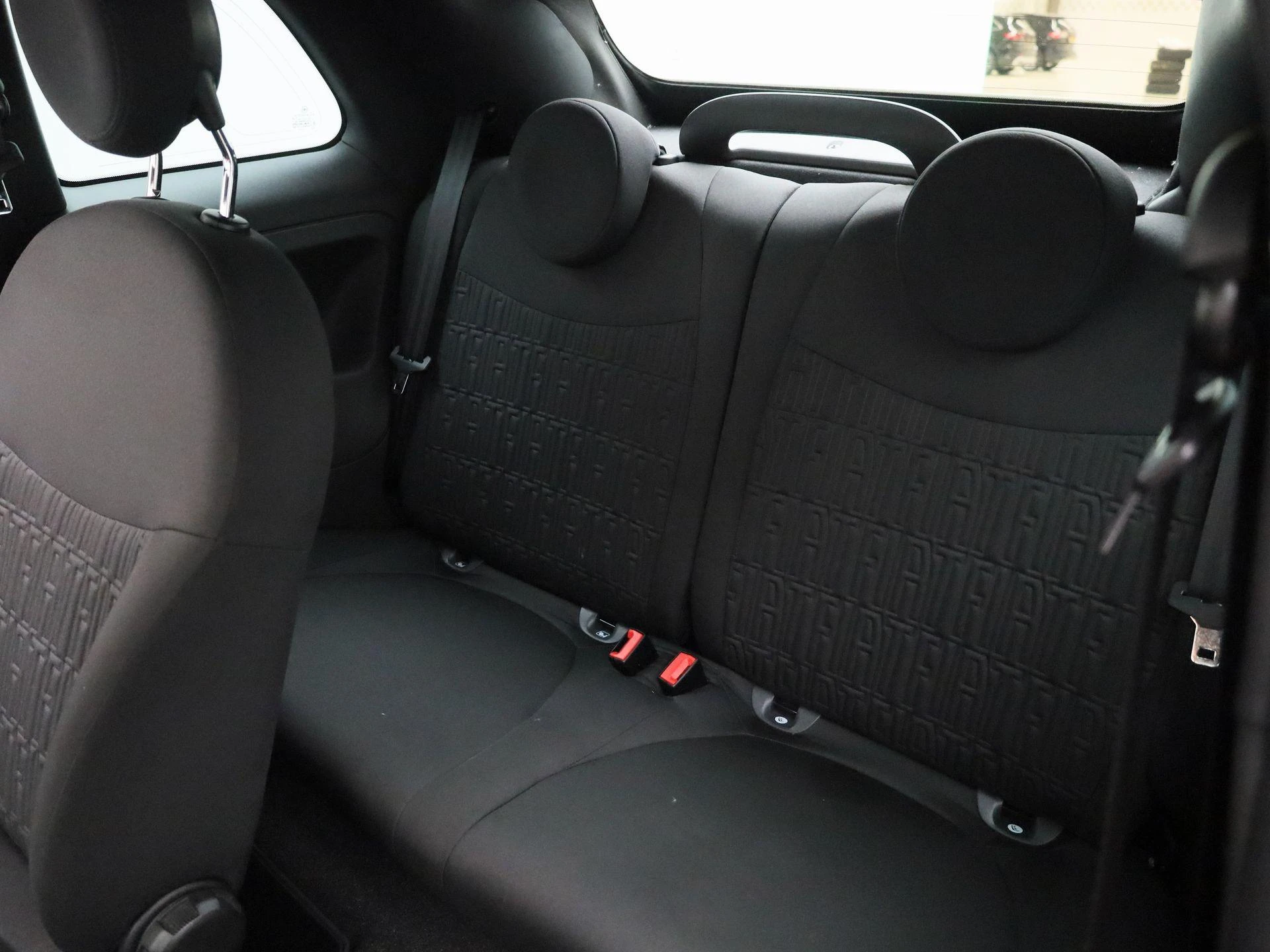 Fiat-500C-image-9