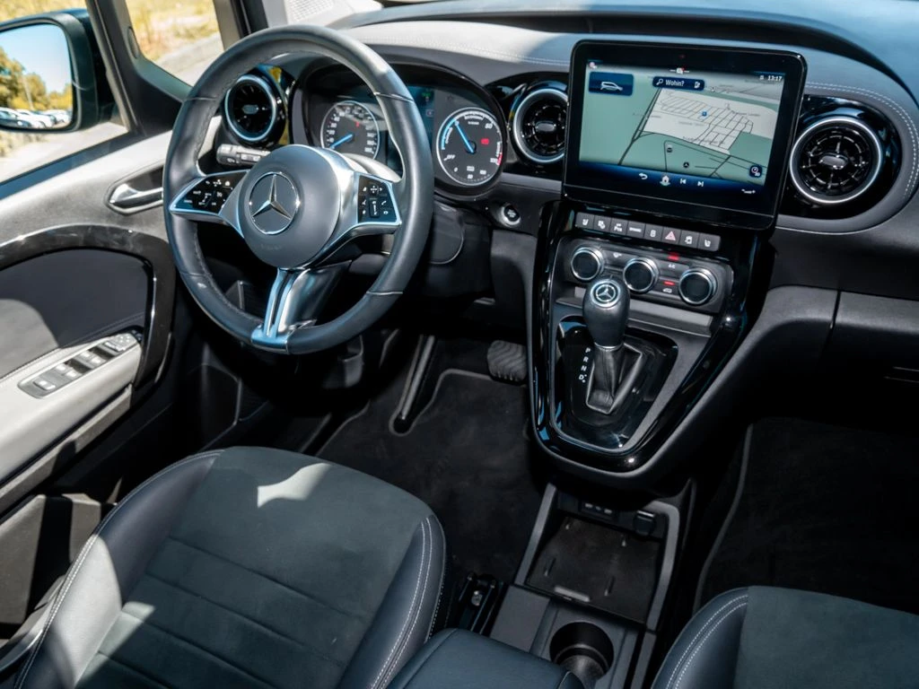 Mercedes-Benz-EQT 200-image-8