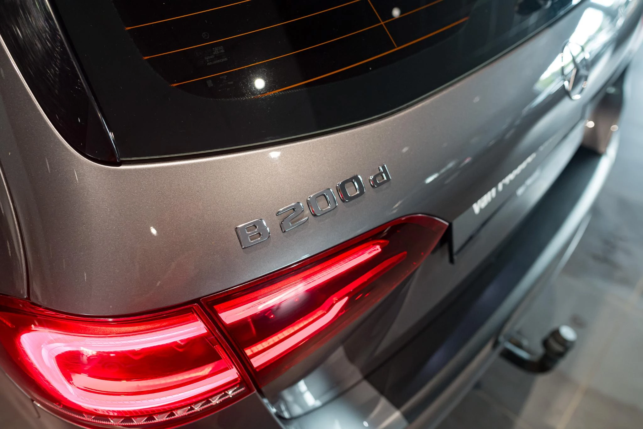 Mercedes-Benz-B-Klasse-image-10