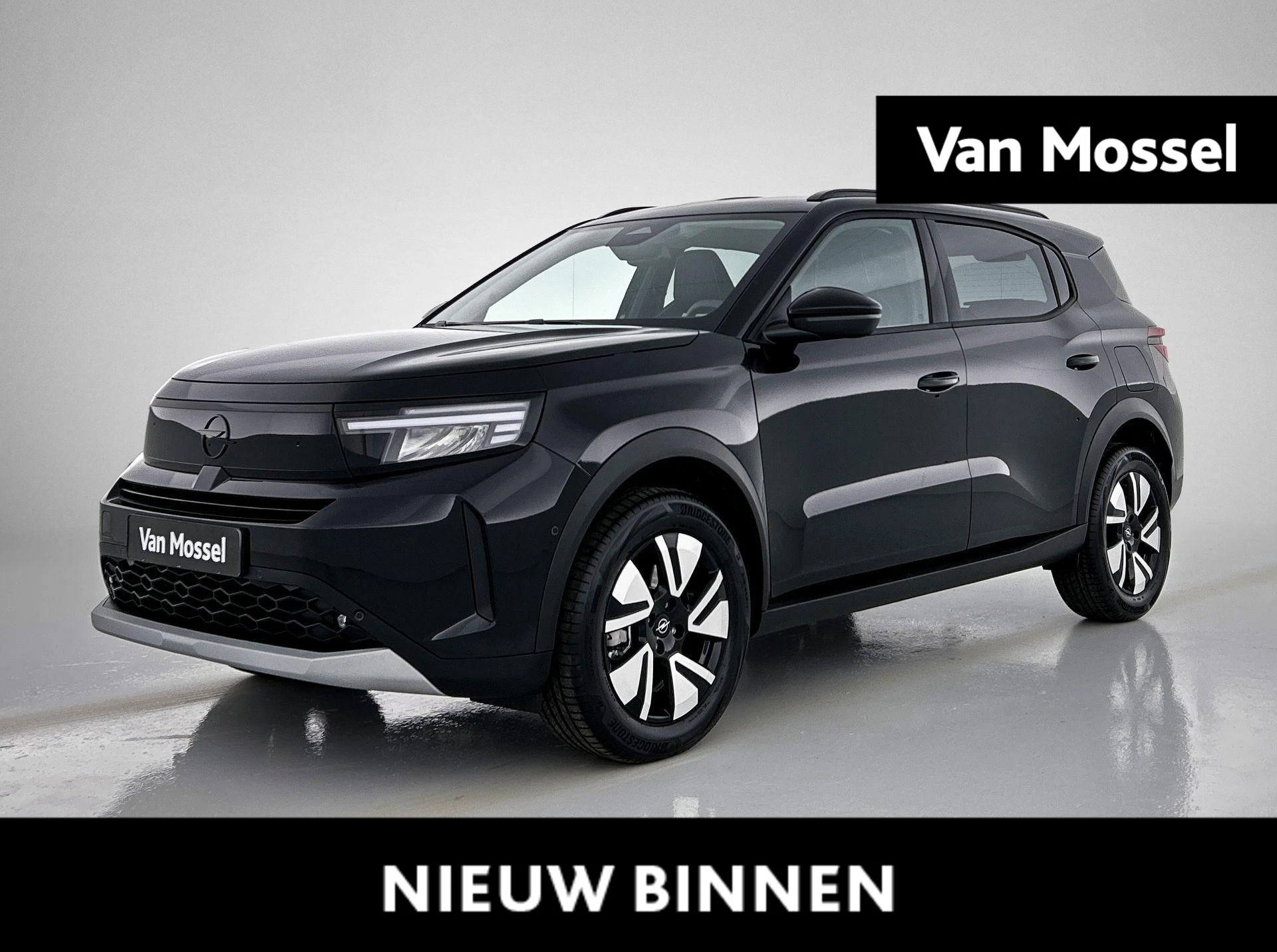 Opel-Frontera-image-0