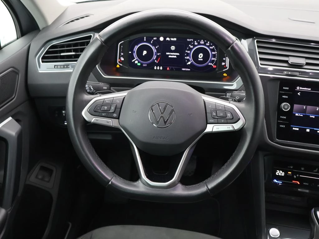 Volkswagen Tiguan eHybrid Tiguan Elegance PHEV 1.4TSI eHybrid 245PK *AUTOMAAT*CAMERA*TREKHAAK*ALCANTARA*ACC*PDC*...*