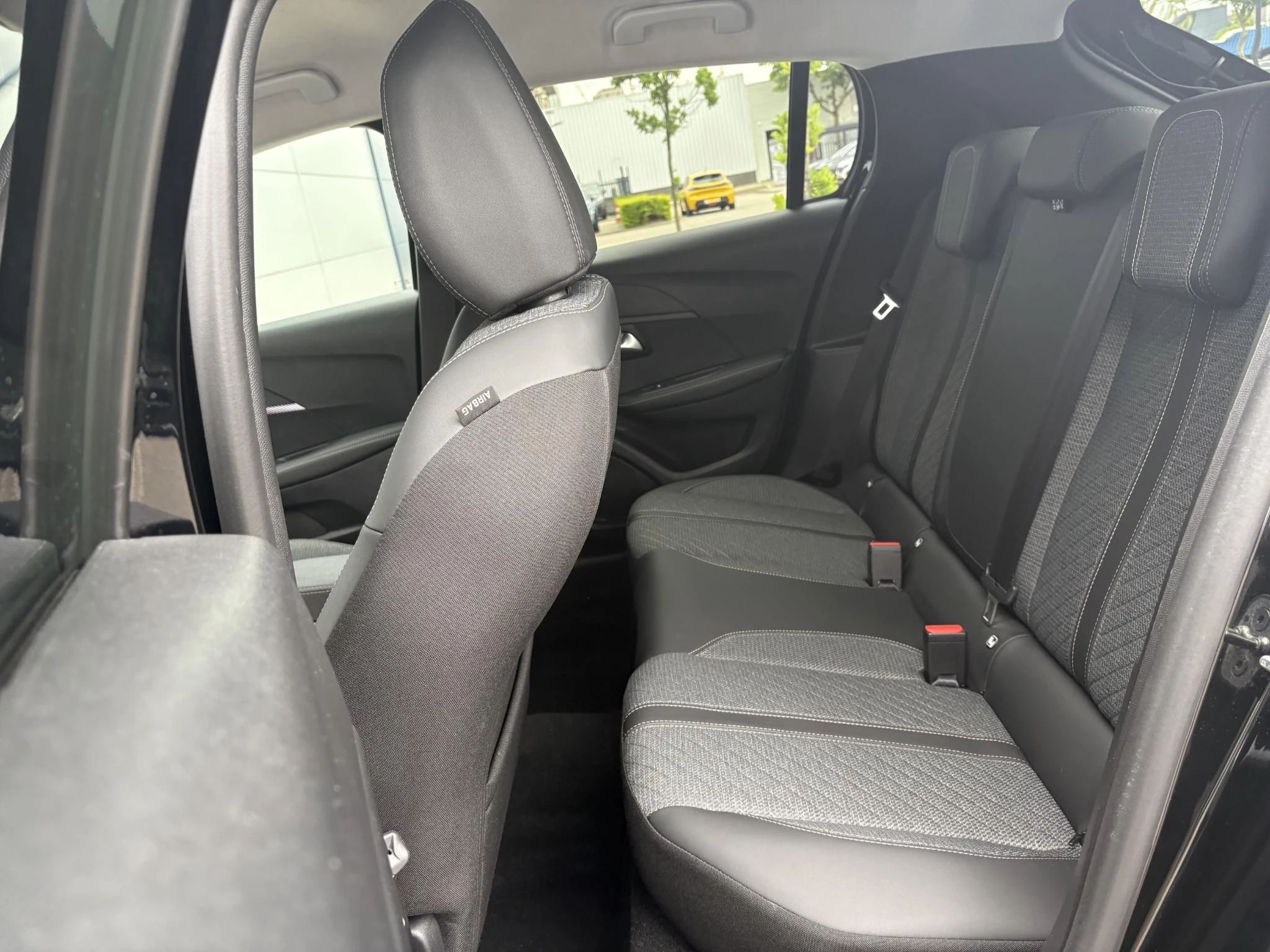 Peugeot 208 1.2 PureTech 100 Allure
