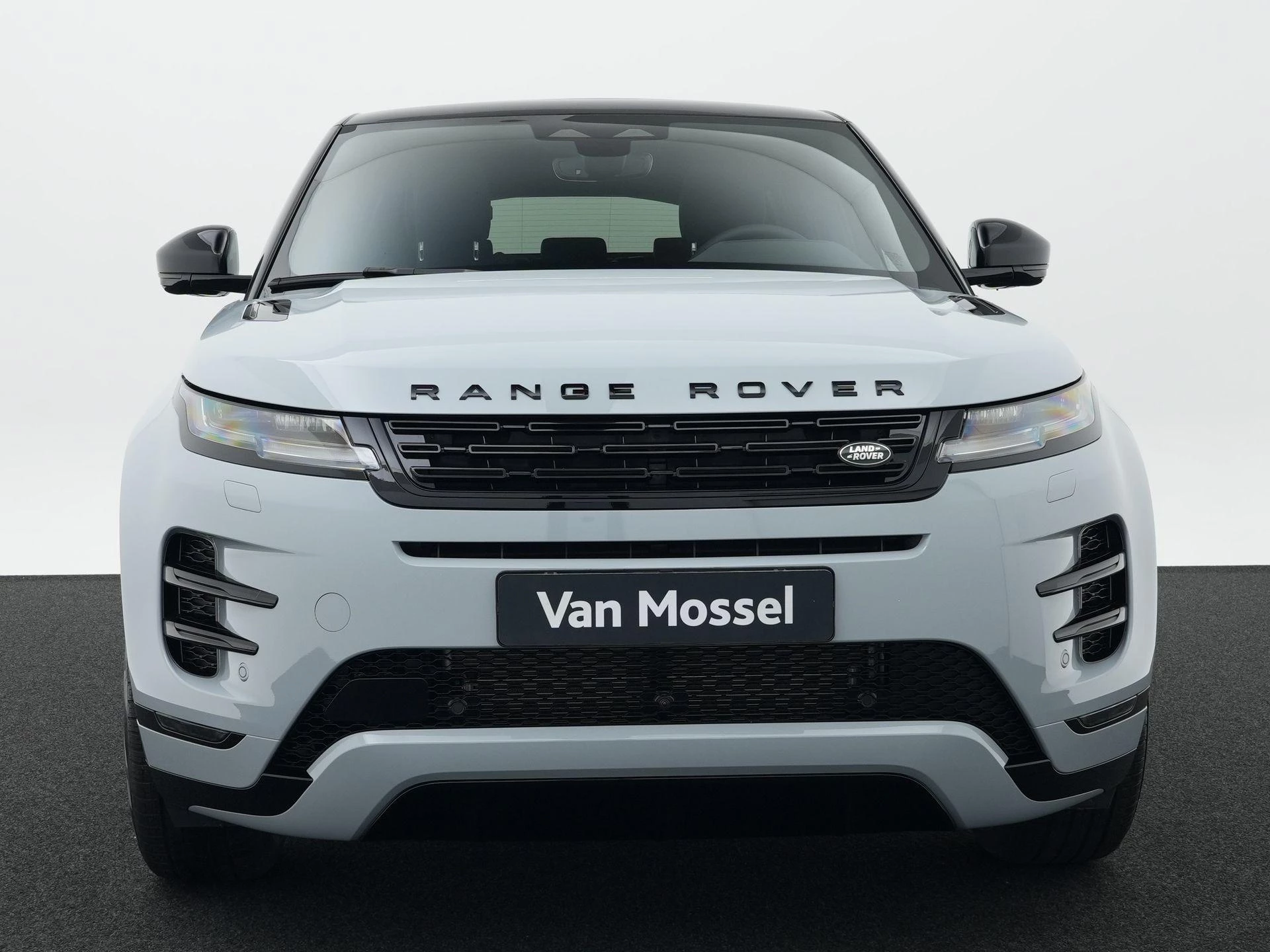 Land Rover-Range Rover Evoque-image-2