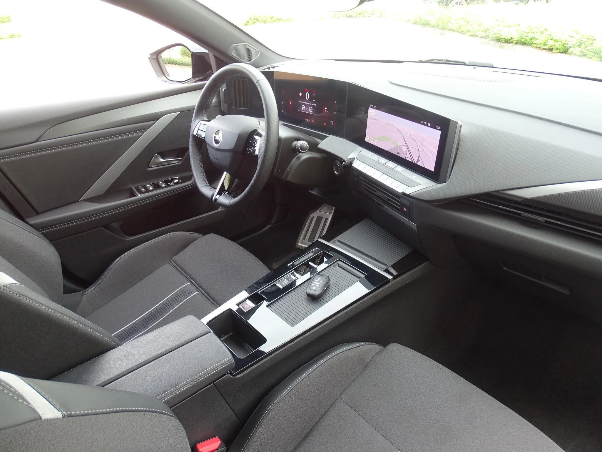 Opel-Astra-image-13