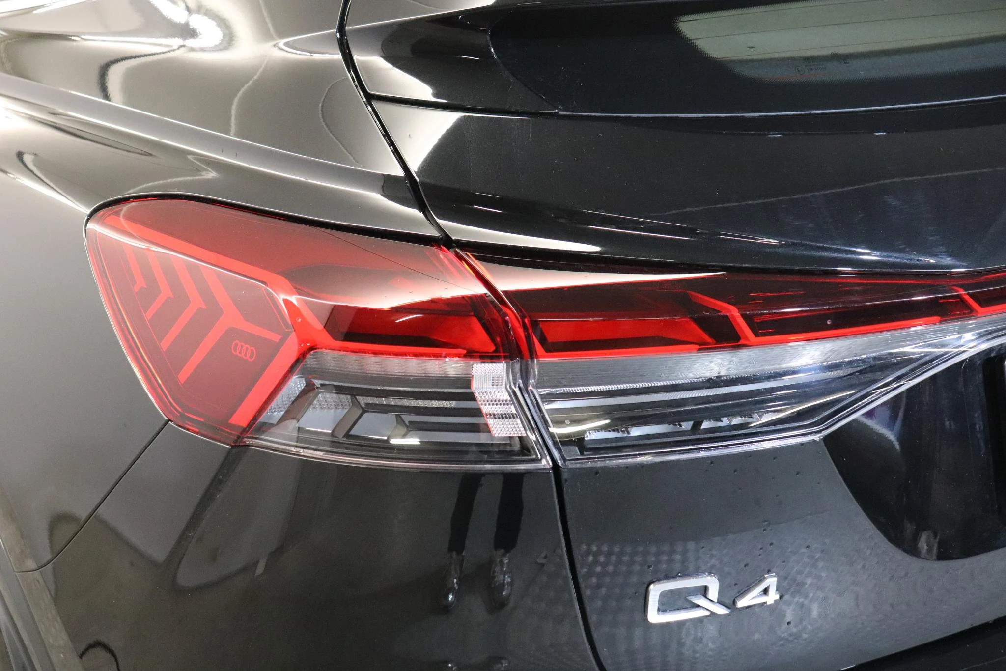 Audi-Q4 Sportback e-tron-image-15