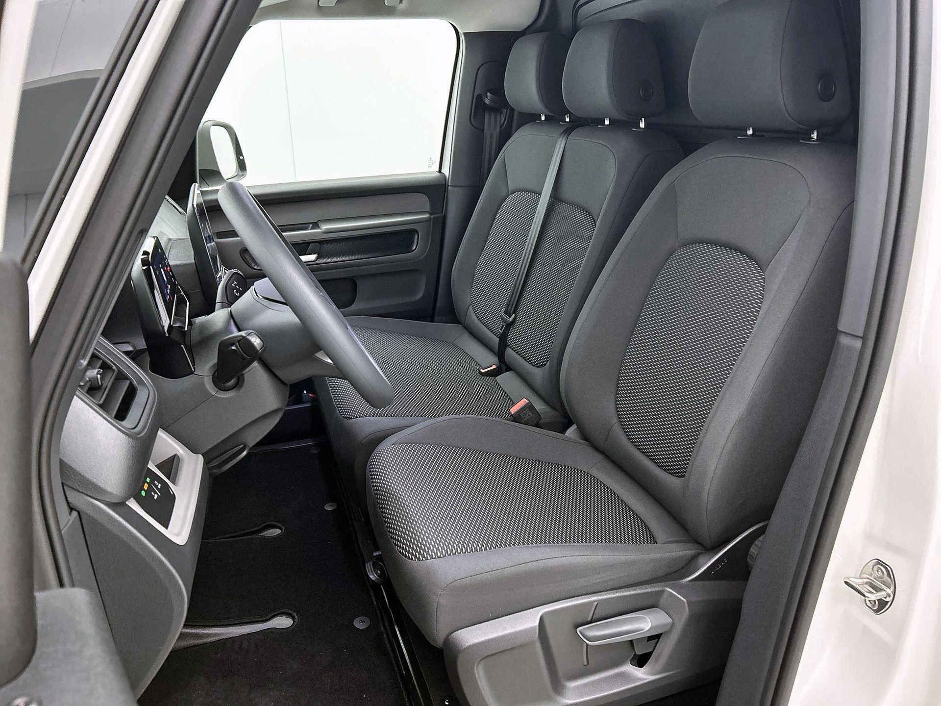 Volkswagen-ID. Buzz Cargo-image-37
