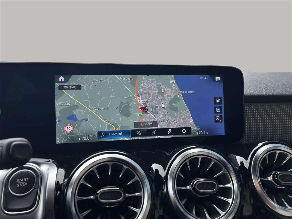 Mercedes-Benz-EQB-image-15