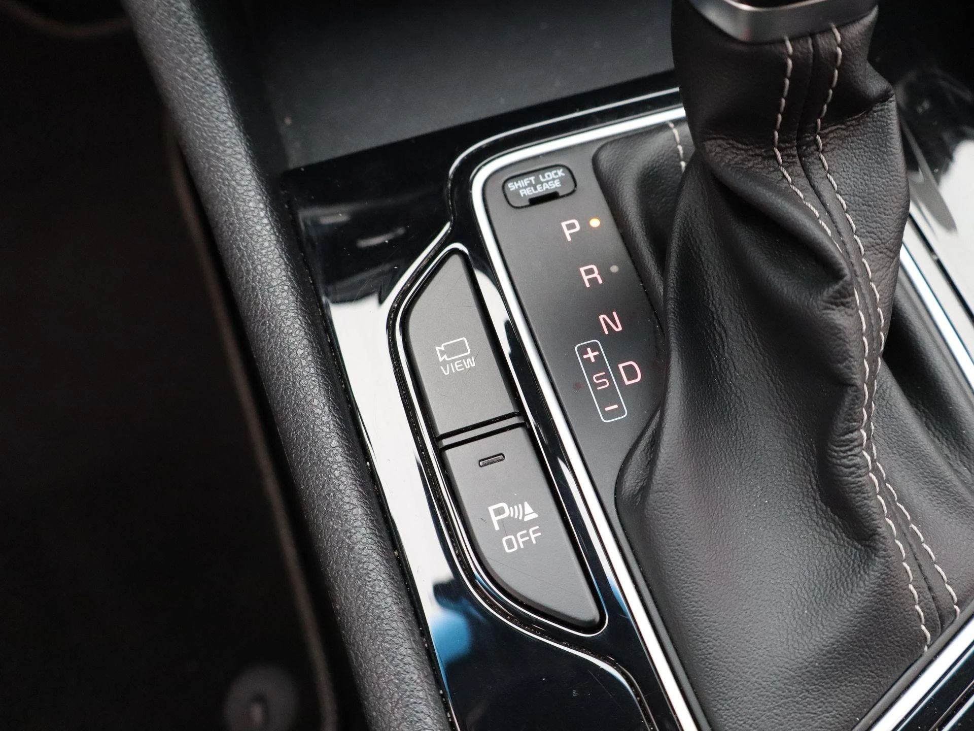 Kia-Niro-image-22