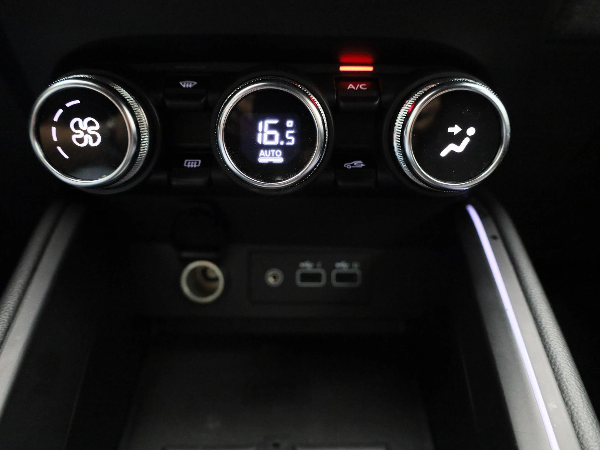 Renault-Clio-image-20