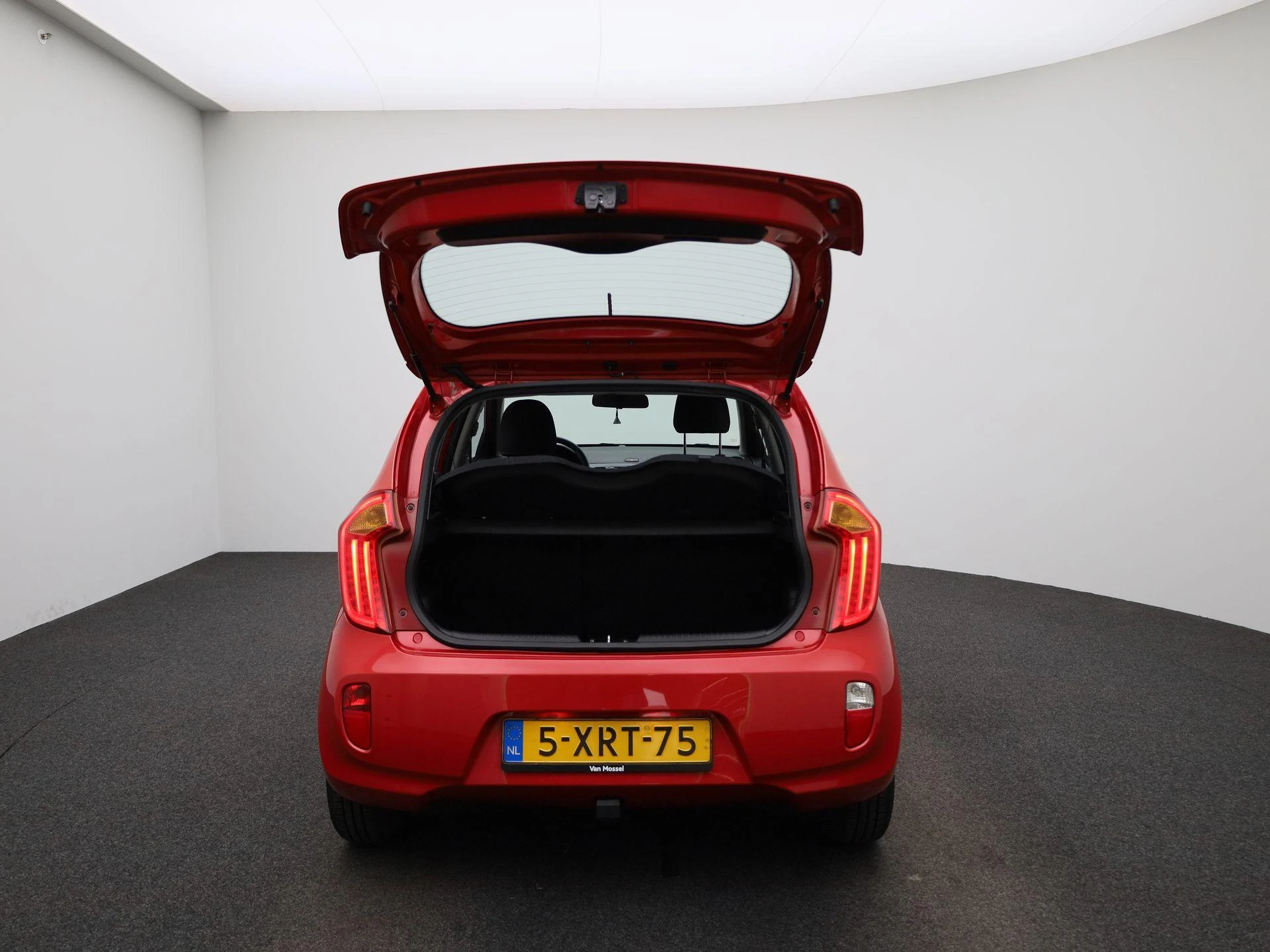 Kia-Picanto-image-10