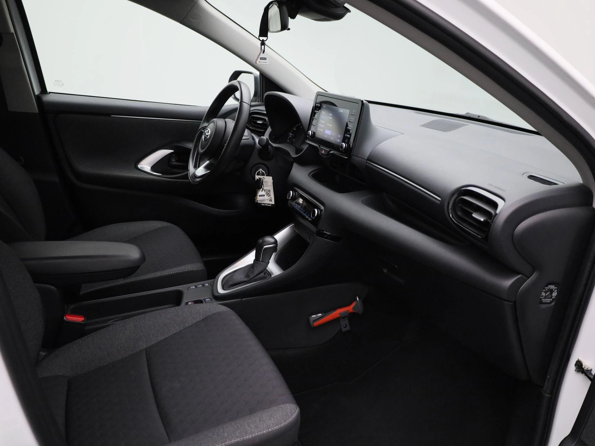 Toyota-Yaris-image-29