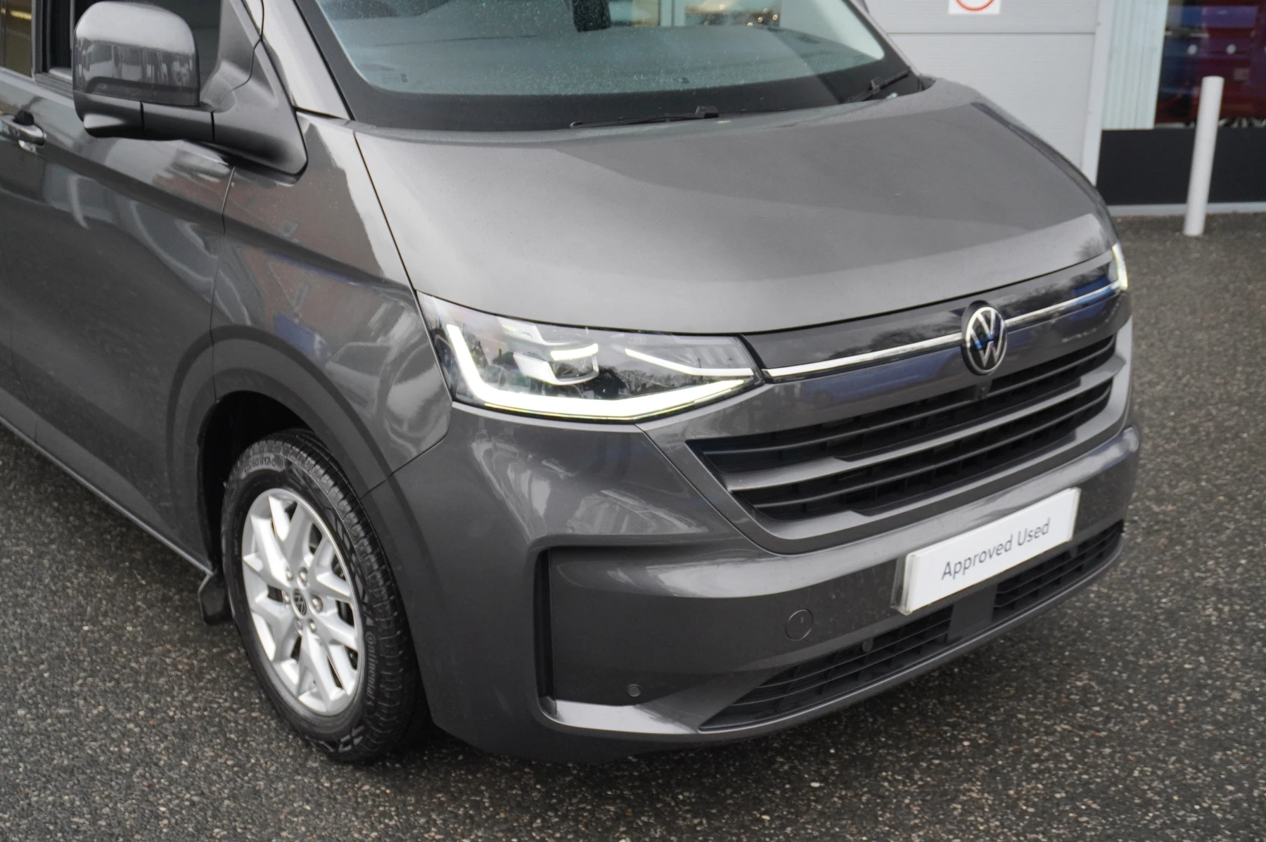Volkswagen-Transporter-image-58
