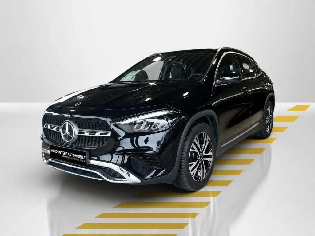Mercedes-Benz-GLA 200-image-1