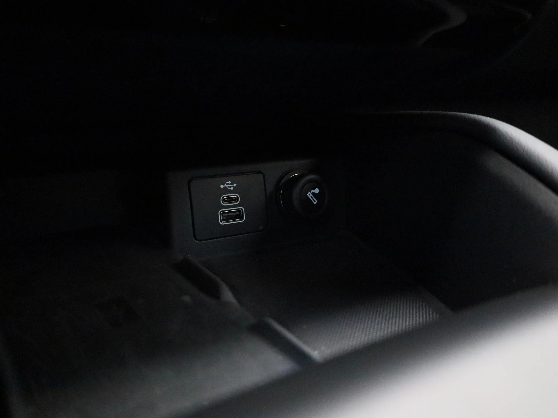 Ford-Kuga-image-24