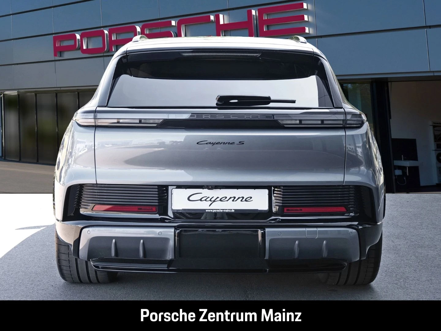 Porsche-Cayenne-image-8