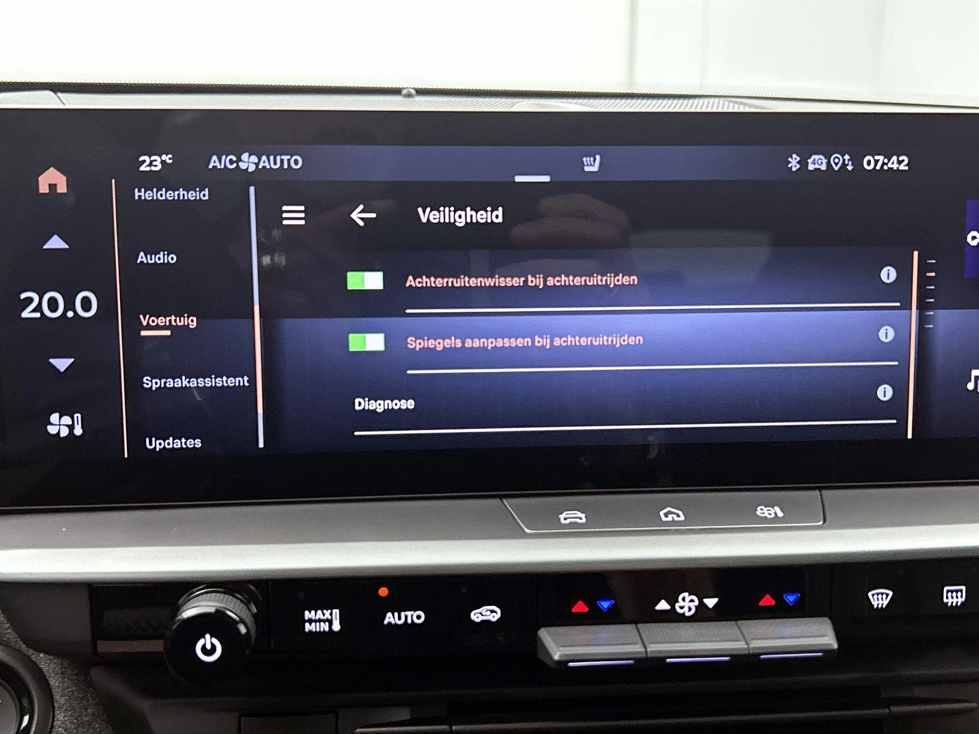 Opel-Grandland-image-15