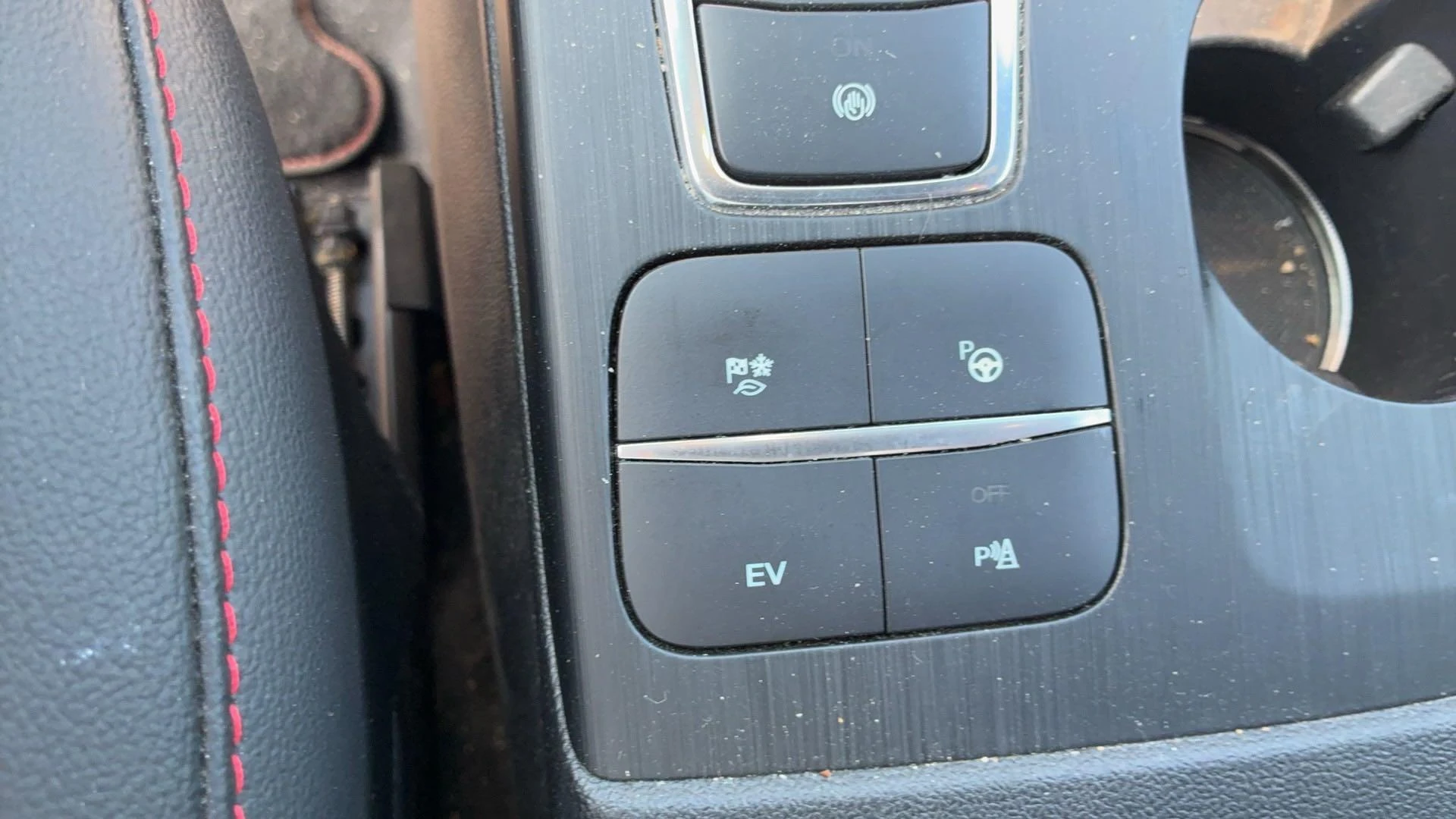 Ford-Kuga-image-12